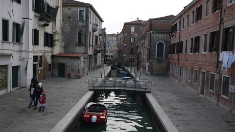 P1200943