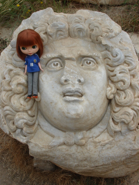 レプティス マグナ メデューサ三姉妹の謎 まん遊記