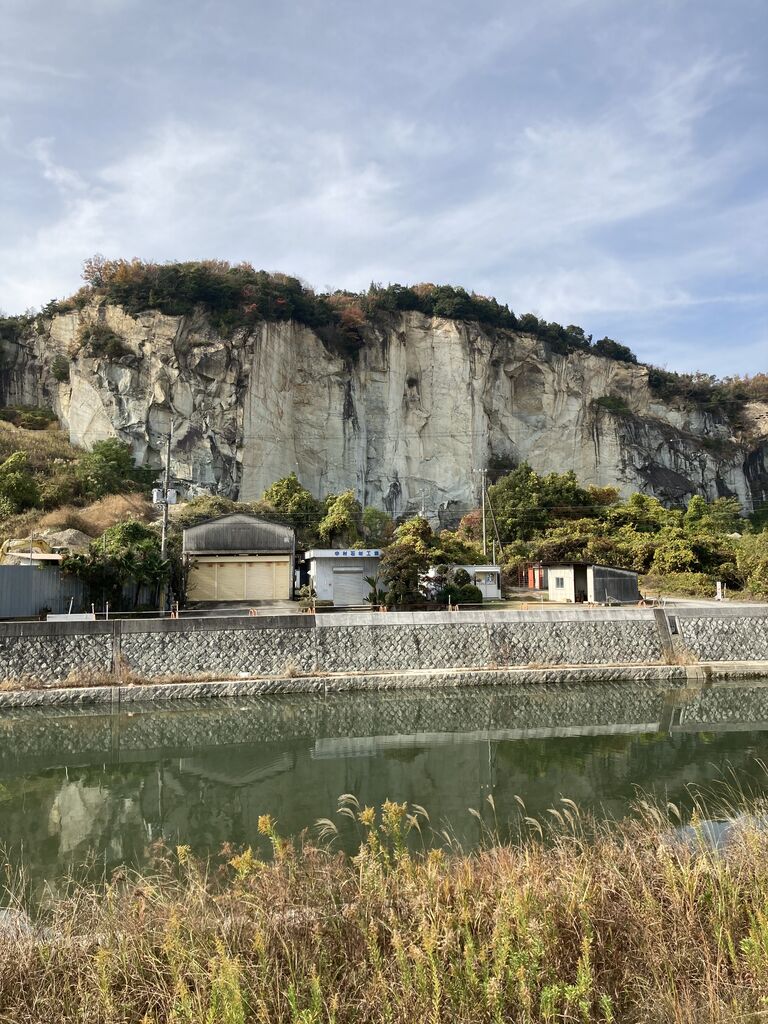 竜山石採石遺跡」（高砂市） : ひょうご調査会社のエージェント〜発見