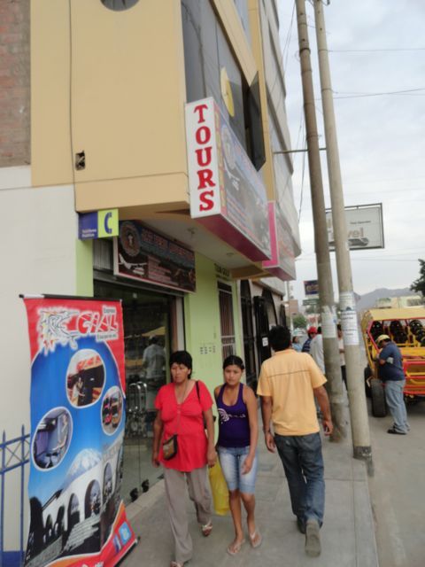 ７