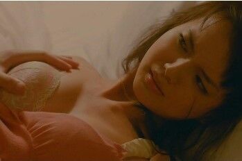 無修正　ヌード　多部未華子 お宝動画】《多部未華子》上半身裸で綾野剛とベロチュー♡パンツ脱がされる☆濡れ場シーン♡ : あいどるトレジャーα