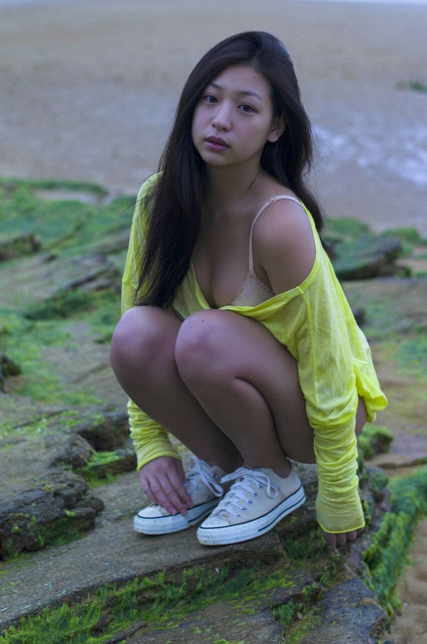 パーフェクトボディ グラビアアイドル 佐山彩香 26 の水着画像まとめ あいどるトレジャーe パーフェクトボディ グラビアアイドル 佐山彩香 26 の水着画像まとめ あいどるトレジャーe