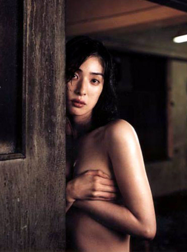 女優 天海祐希 セクシー画像 アイドルたまて箱e 女優 天海祐希 セクシー画像 アイドルたまて箱e
