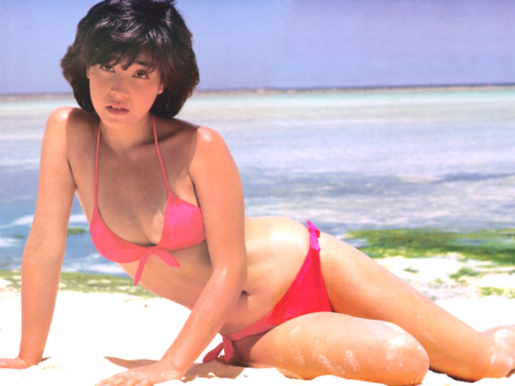 柏原芳恵　フェラ 柏原芳恵 レオタード・ビキニ水着画像 : NEXTたまり場