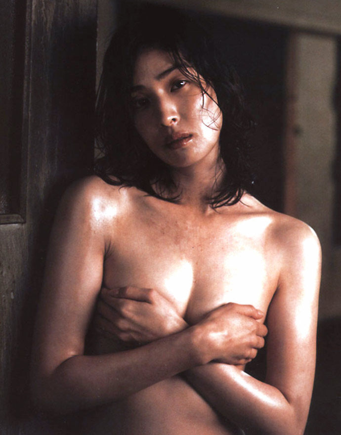 女優 天海祐希 セクシー画像 アイドルたまて箱e