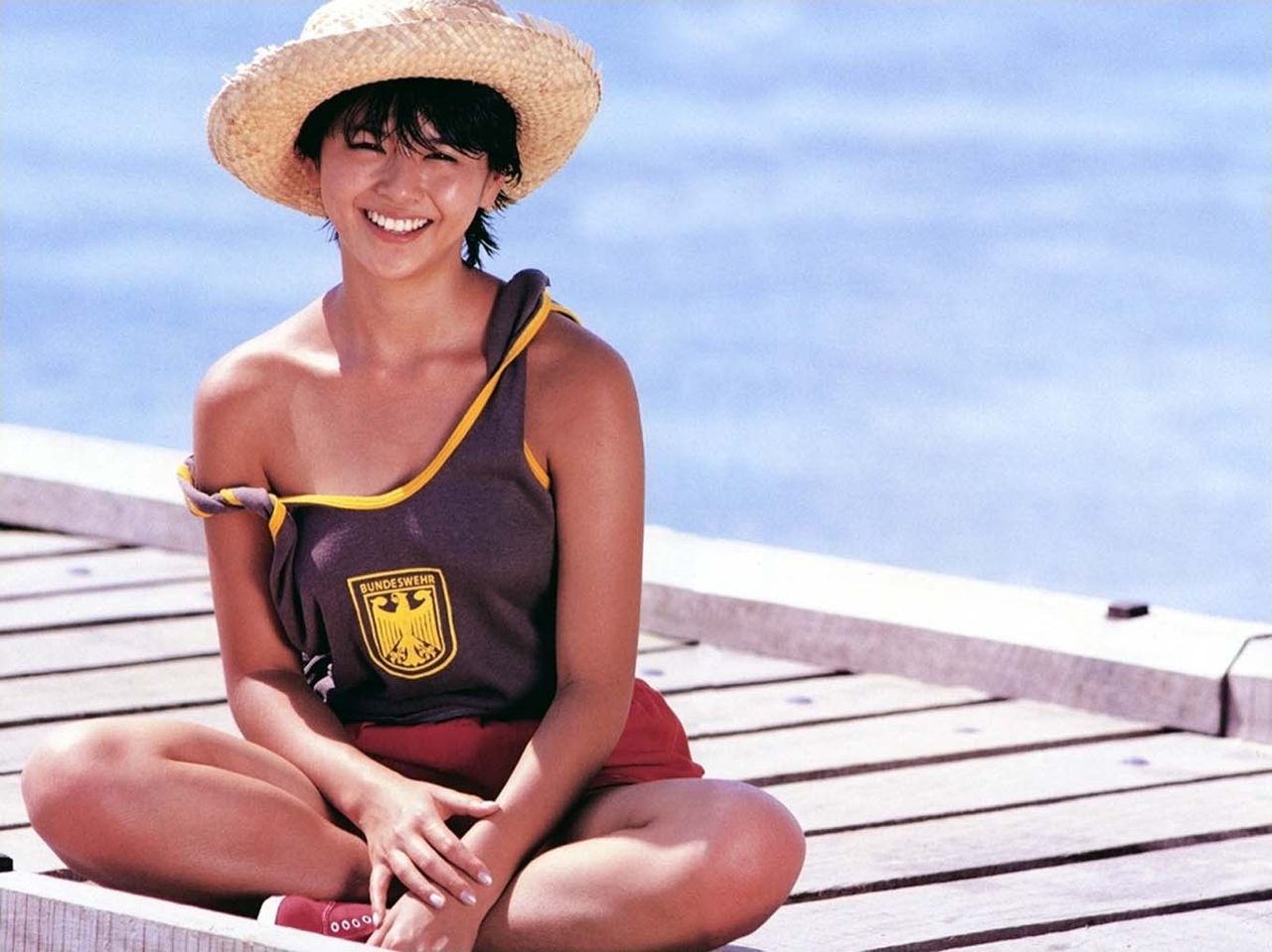 さわやかで可愛いアイドル小泉今日子の水着画像 Vol 1 アイドルたまて箱e