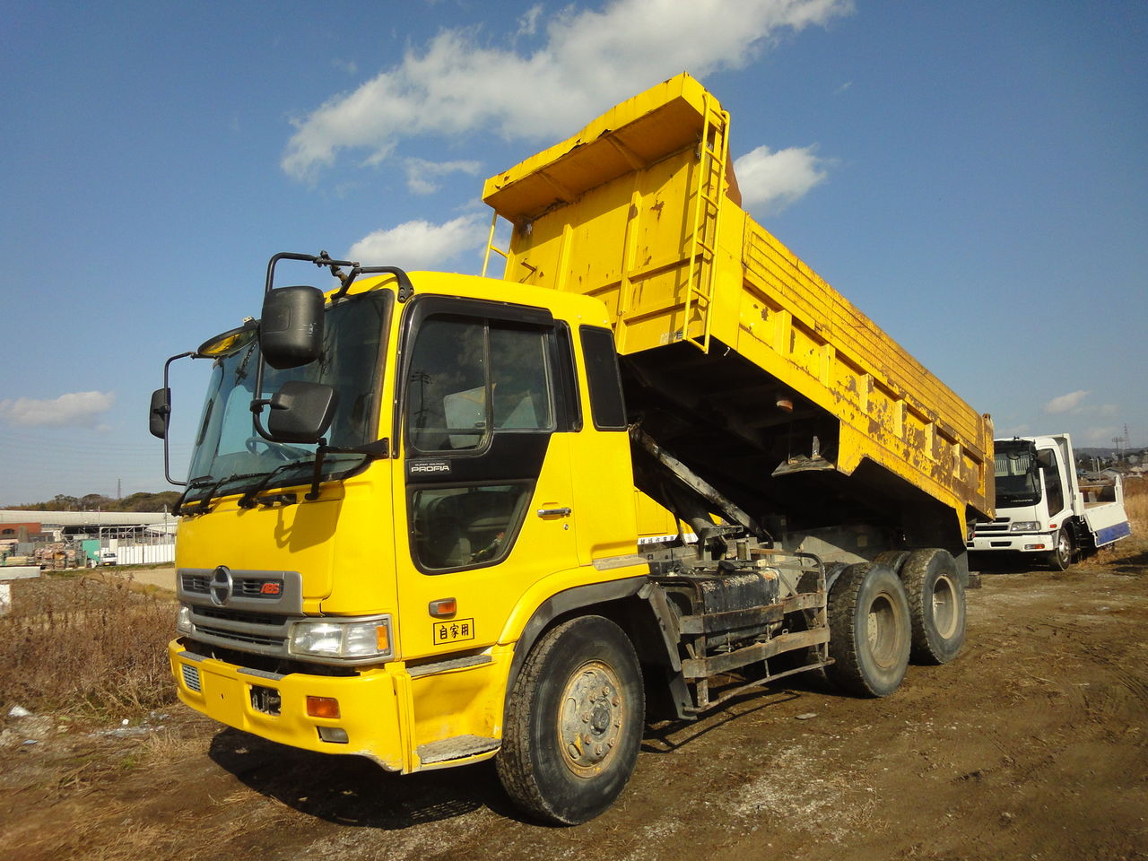 2 14truck123 雪が積もっています 日野 プロフィアダンプ 在庫情報 中古トラック買取販売 Truck123 2 14truck123 雪が積もっています 日野 プロフィアダンプ 在庫情報 中古トラック買取販売 Truck123