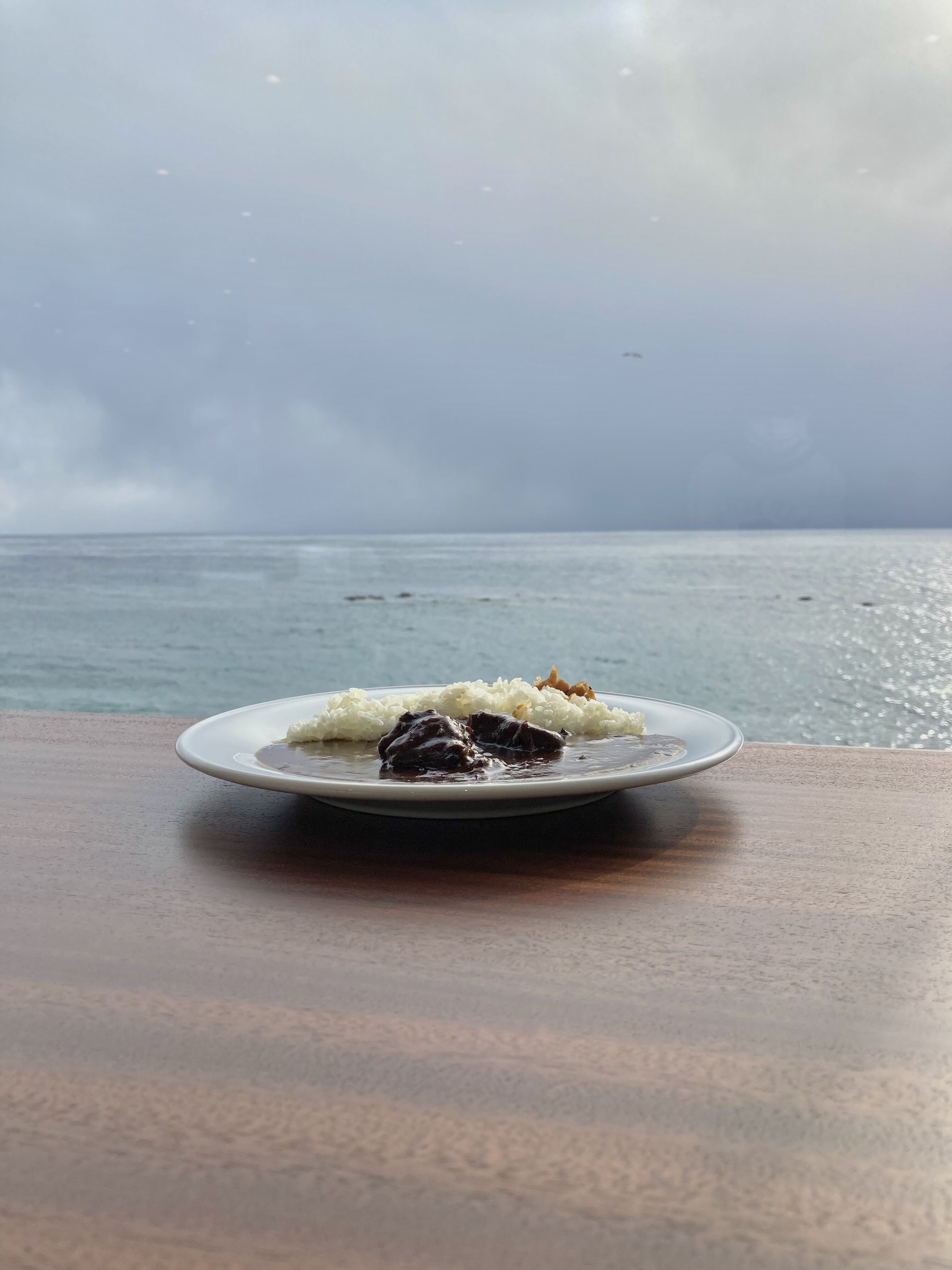 牛肉と野菜をじっくり煮込んだ辛口のカレーです バターライスでお召し上がりください 六花亭 漁火通店 六花亭漁火通店 函館市 函館 ポロシリカレー 漁火通店オリジナル カレー Trunk Diary 牛肉と野菜をじっくり煮込んだ辛口のカレーです バターライスでお召し上がりください 六花亭 漁火通店 六花亭漁火通店 函館市 函館 ポロシリカレー 漁火通店オリジナル カレー Trunk Diary