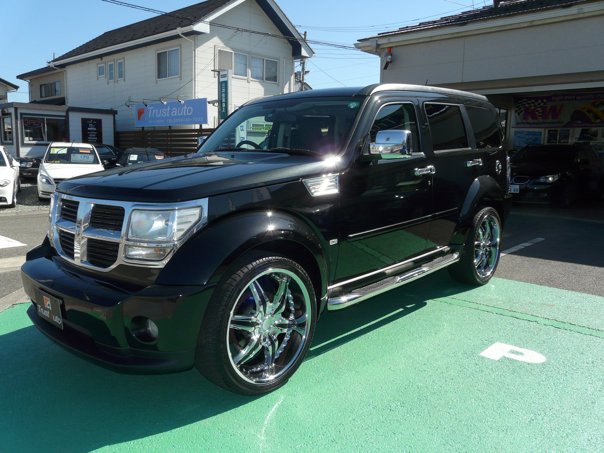 走行少ない!! ダッジ☆ナイトロ 入庫です!!! : 輸入車販売修理のトラストオート