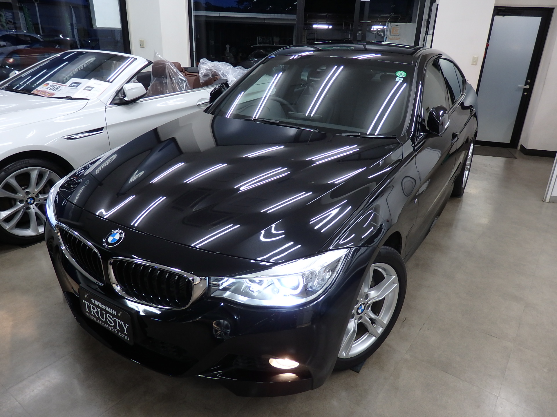 Bmw専門店trusty展示車両第426弾 希少 320igt Mスポーツ 黒革 好条件車 正規ディーラー車 Trustyブログ