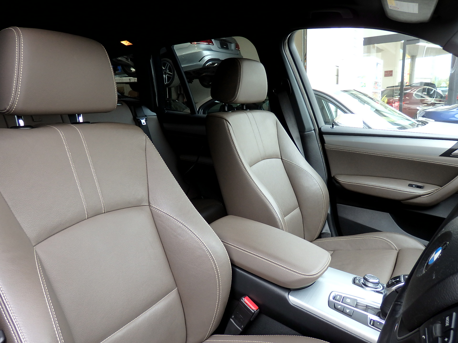 入庫車情報 Bmw専門店trusty Trustyブログ