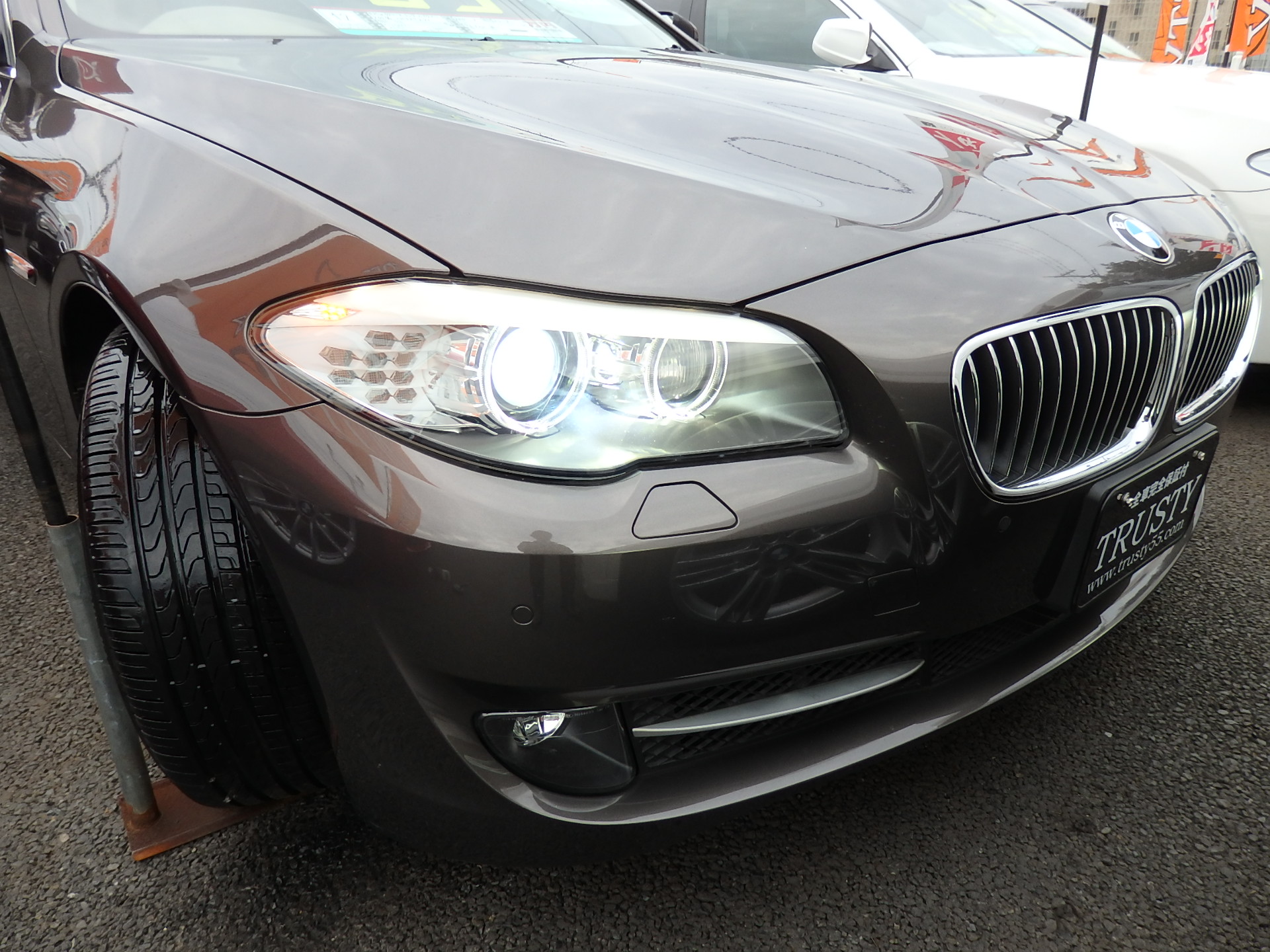Bmw専門店trusty 展示車両第362弾 F11型 中古車評価4 5点 オシャレなハバナメタリック Trustyブログ Bmw専門店trusty 展示車両第362弾 F11型 中古車評価4 5点 オシャレなハバナメタリック Trustyブログ