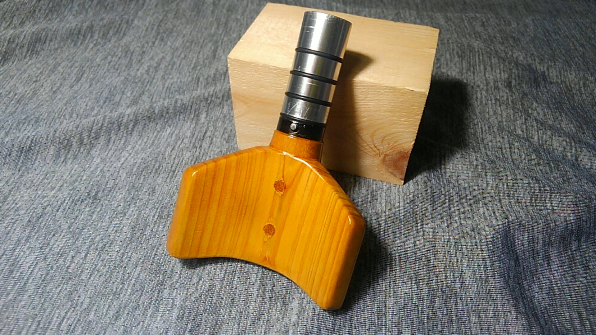 ヘチ竿のカスタマイズ 黒鯛工房硬調ヘチ 大型肘当てに改造 完成 釣行日記 東京湾 黒鯛ヘチ釣り 相模湾 マイボート沖釣り