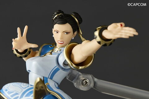 【朗報】「ストリートファイターII」より「春麗」の可動フィギュアが登場！のトップ画像