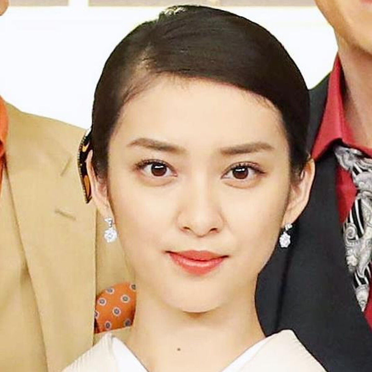 武井咲 黒革の手帖 で3年ぶりにドラマ復帰 称賛相次ぐ T Sにゅーす 武井咲 黒革の手帖 で3年ぶりにドラマ復帰 称賛相次ぐ T Sにゅーす