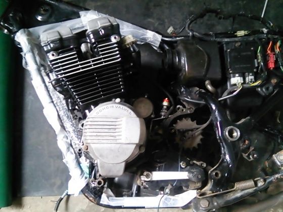 CBX550F 通関書付き車両購入から現在の400F仕様まで : バイク