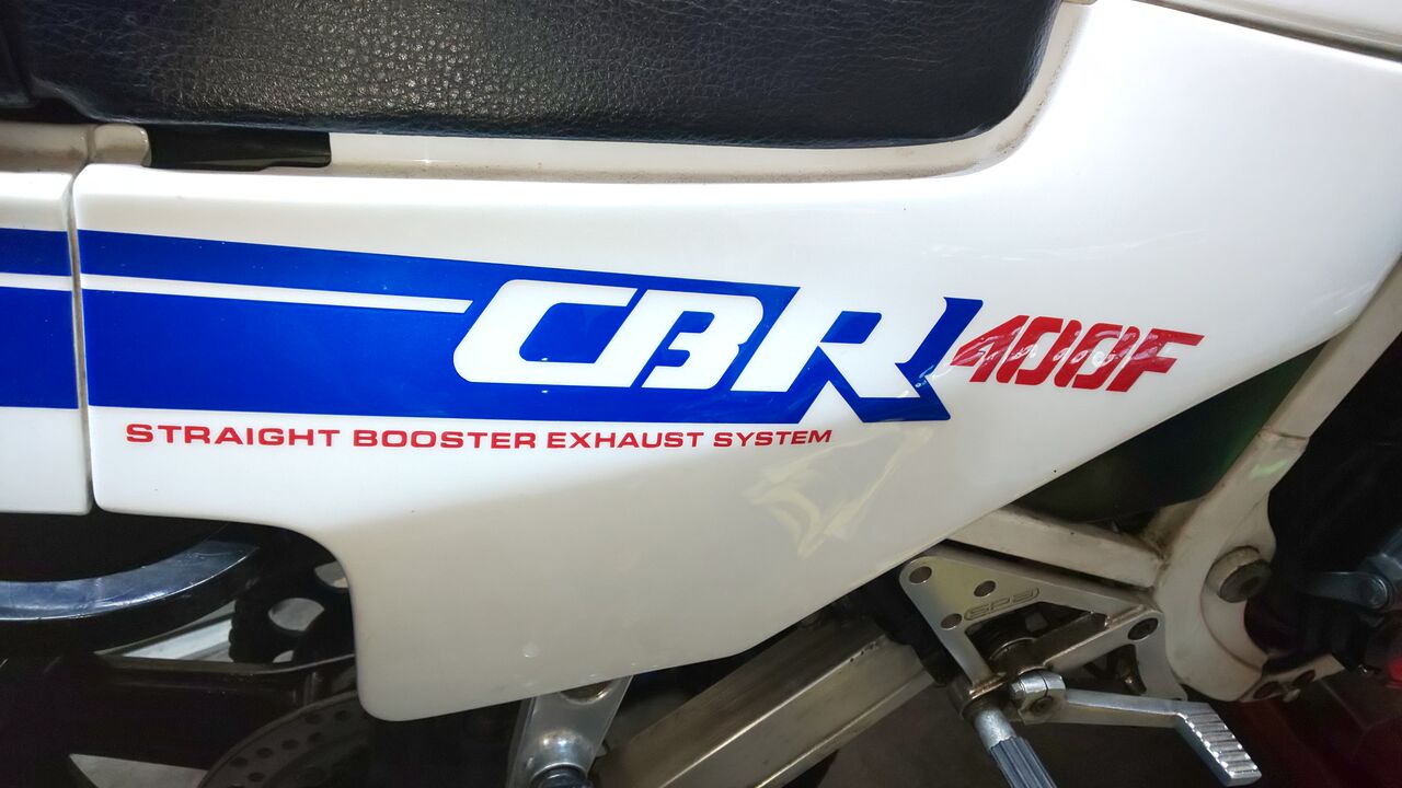 CBR400F メインテナンス開始 タイヤ交換、ブレーキ廻りオーバーホール