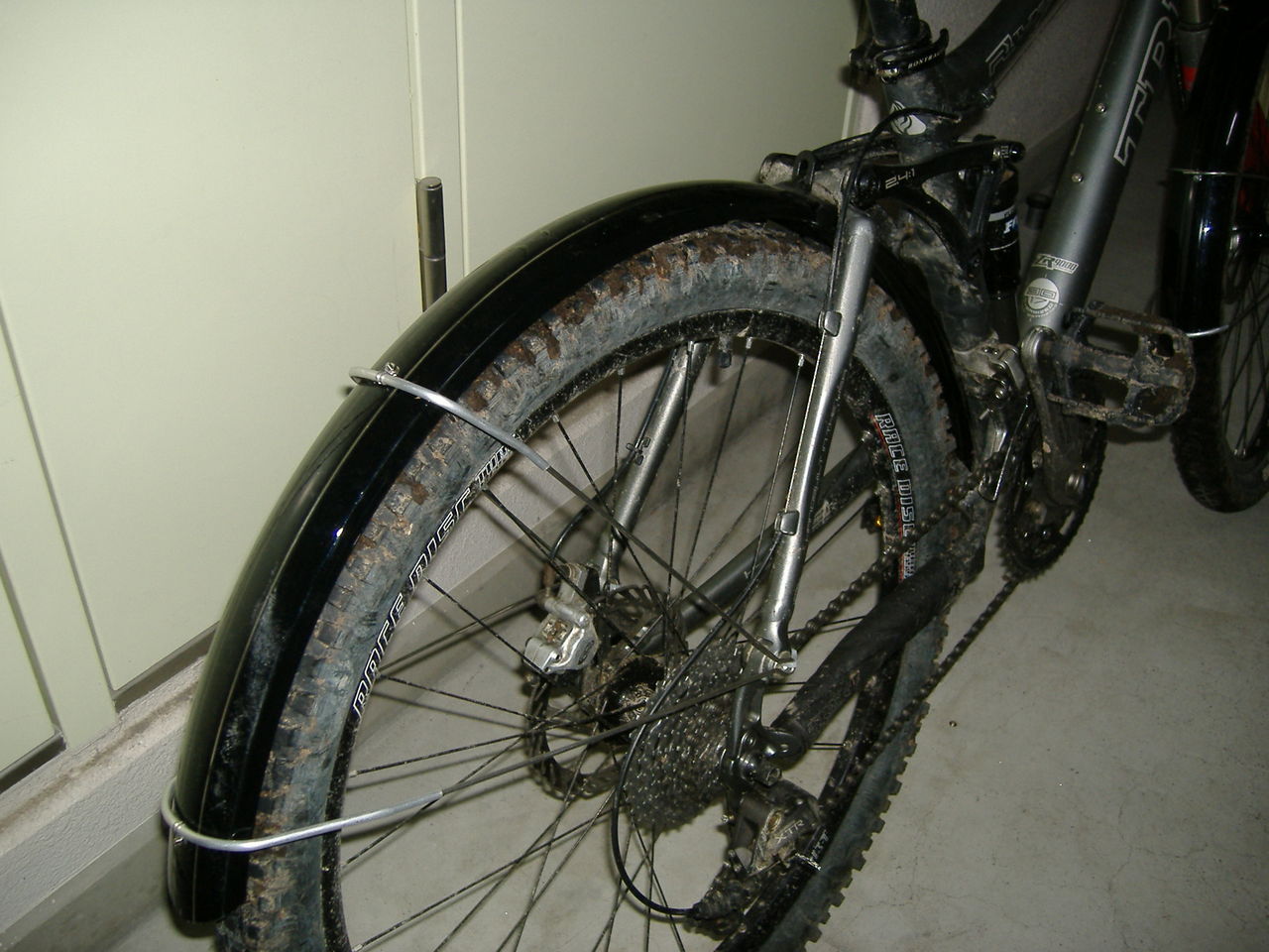 14年11月24日 月 Trekのフェンダー取り付け 私の週末日記