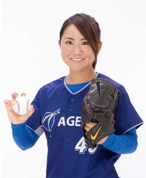 ナックル姫こと吉田えり、MLB初の女性選手目指す