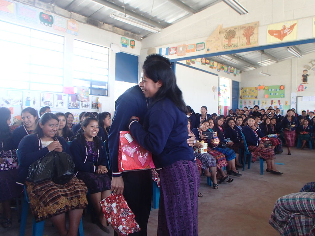 バレンタインの秘密の友だち 先生 グアテマラへ行く