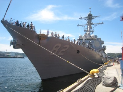 米軍横須賀基地のフレンドシップデー米軍の艦船