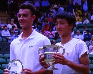 ウインブルドンのジュニア部門の男子シングルスで望月慎太郎が優勝