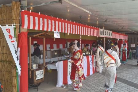 向島芸者さんの茶店