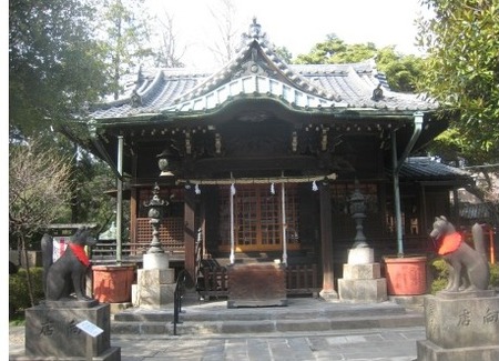 三囲神社
