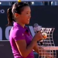 リオ・オープンのシングルス決勝戦で奈良くるみが勝利 WTAツアー初優勝