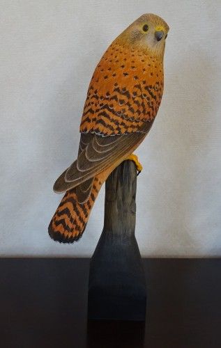 バードカービング作家 荒井先生の作品 チョウゲンボウ