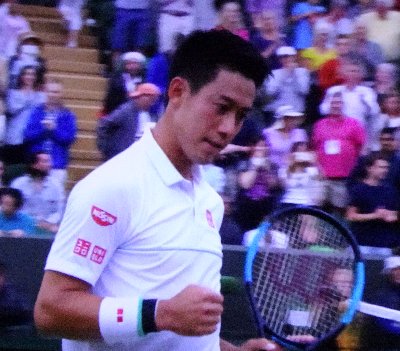 ウインブルドンのシングルス4回戦、錦織圭が勝利。今日の準々決勝でフェデラーと対戦。