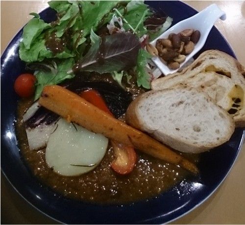 元町のカフェ カオリズ (kaoris)でランチ