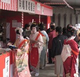 桜橋たもとの向島芸者さんの茶店