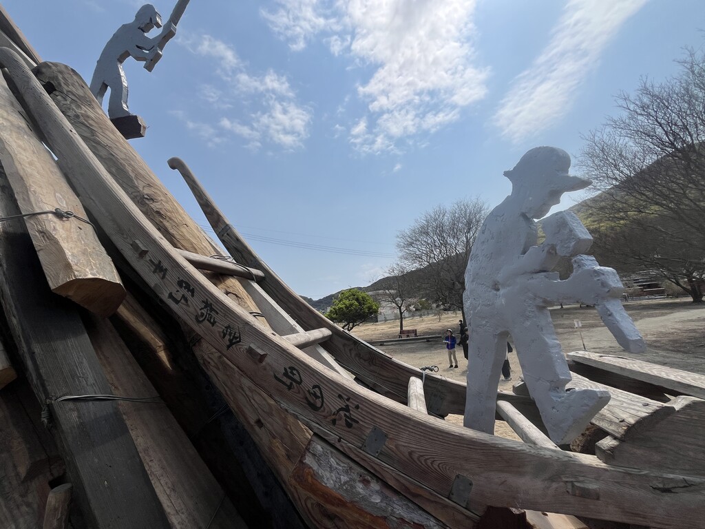 古材　オブジェ 瀬戸内国際芸術祭2025➂ 小豆島 三都（みと）半島・草壁＠香川 : Chie