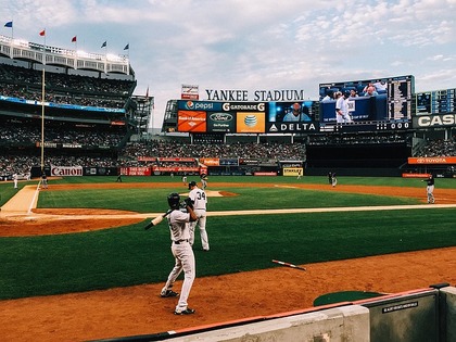 baseball-field-1081692_640