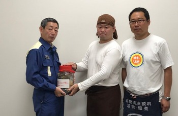 呉市長へ手渡し修小