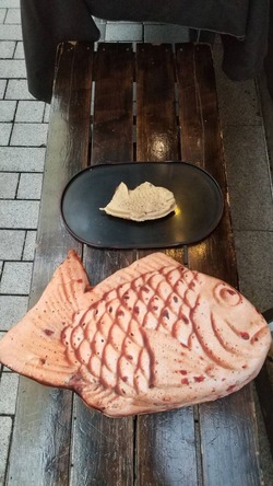 614