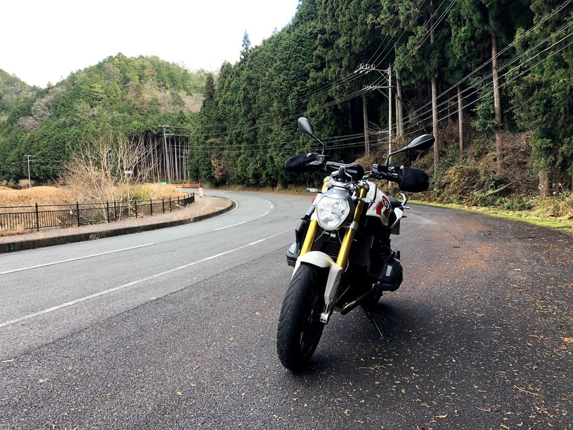 ダッサ でも気にしないハンドルカバー アラフィフ男とr10r