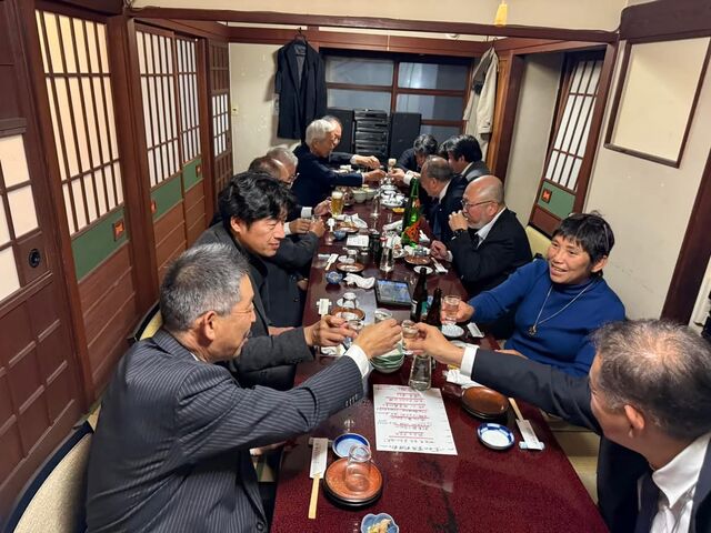 2024.12.10写真9 乾杯