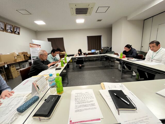 写真7 理事会3