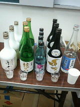 ������4������