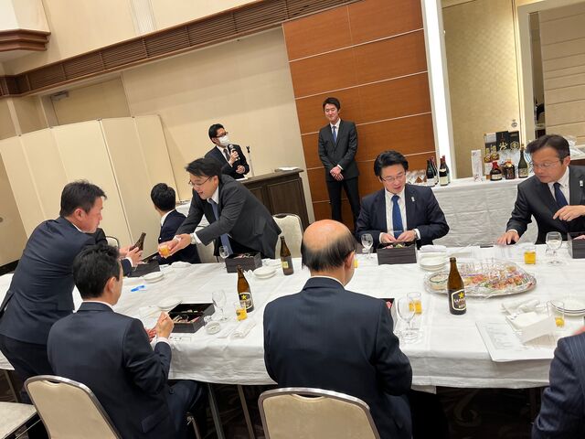 写真8 藤本常務料理解説