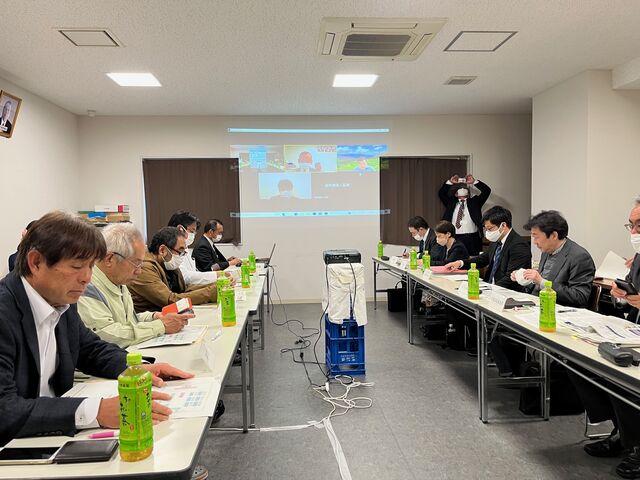 写真3 会議直前3