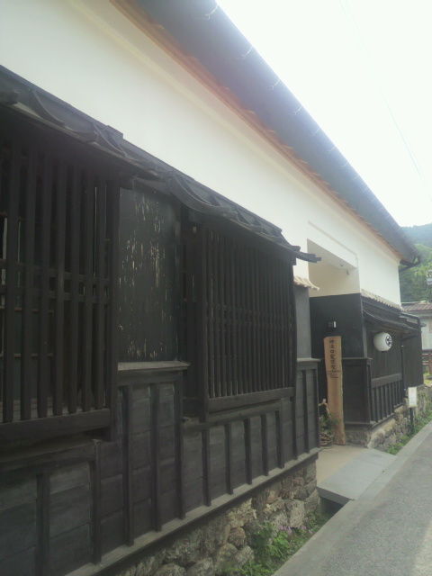 23���͸��Ƚ���