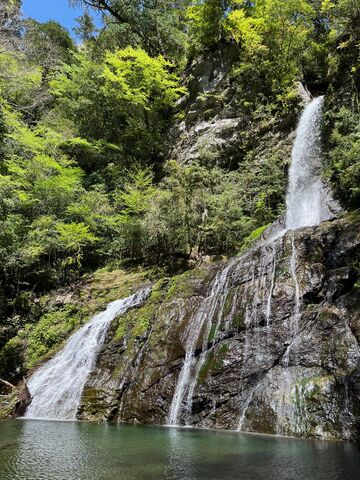 写真3 飛龍の瀧