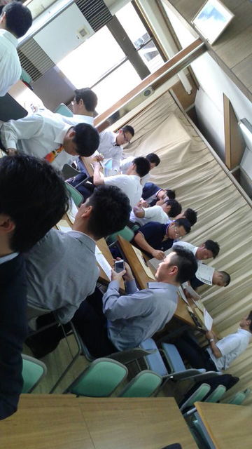 (1)食堂に吉備継成会の皆さん