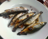 干し鮎炭火焼き
