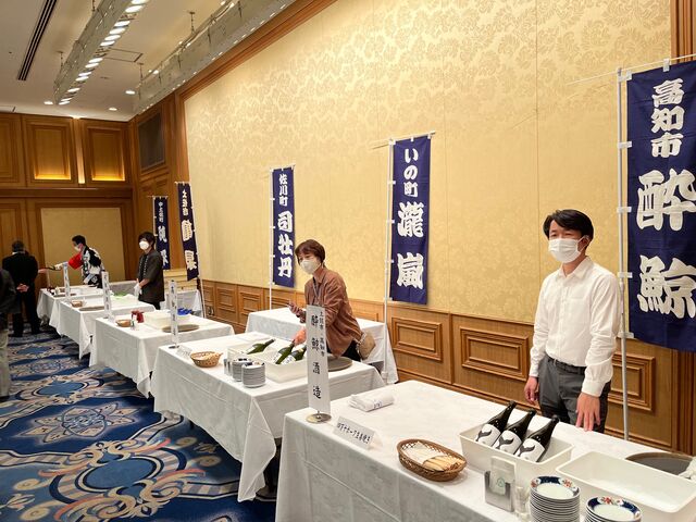 写真4 蔵元ブース2