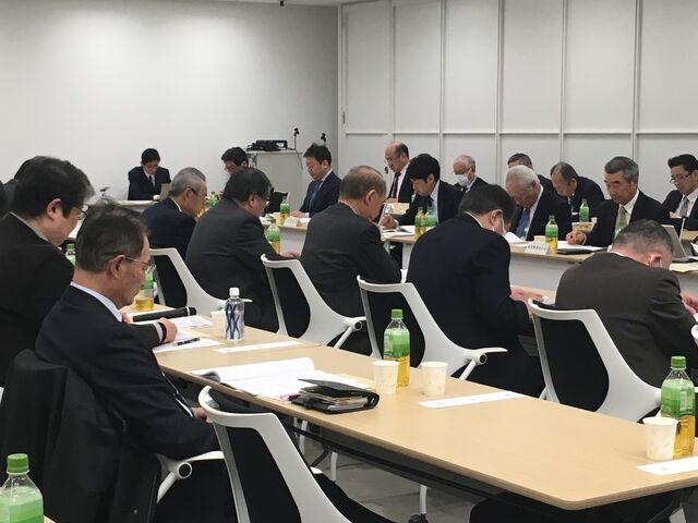 写真10 海外委員会仲野委員長