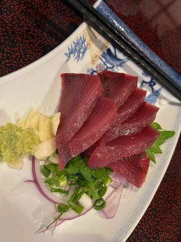 写真9 昼獲れ鰹の刺身